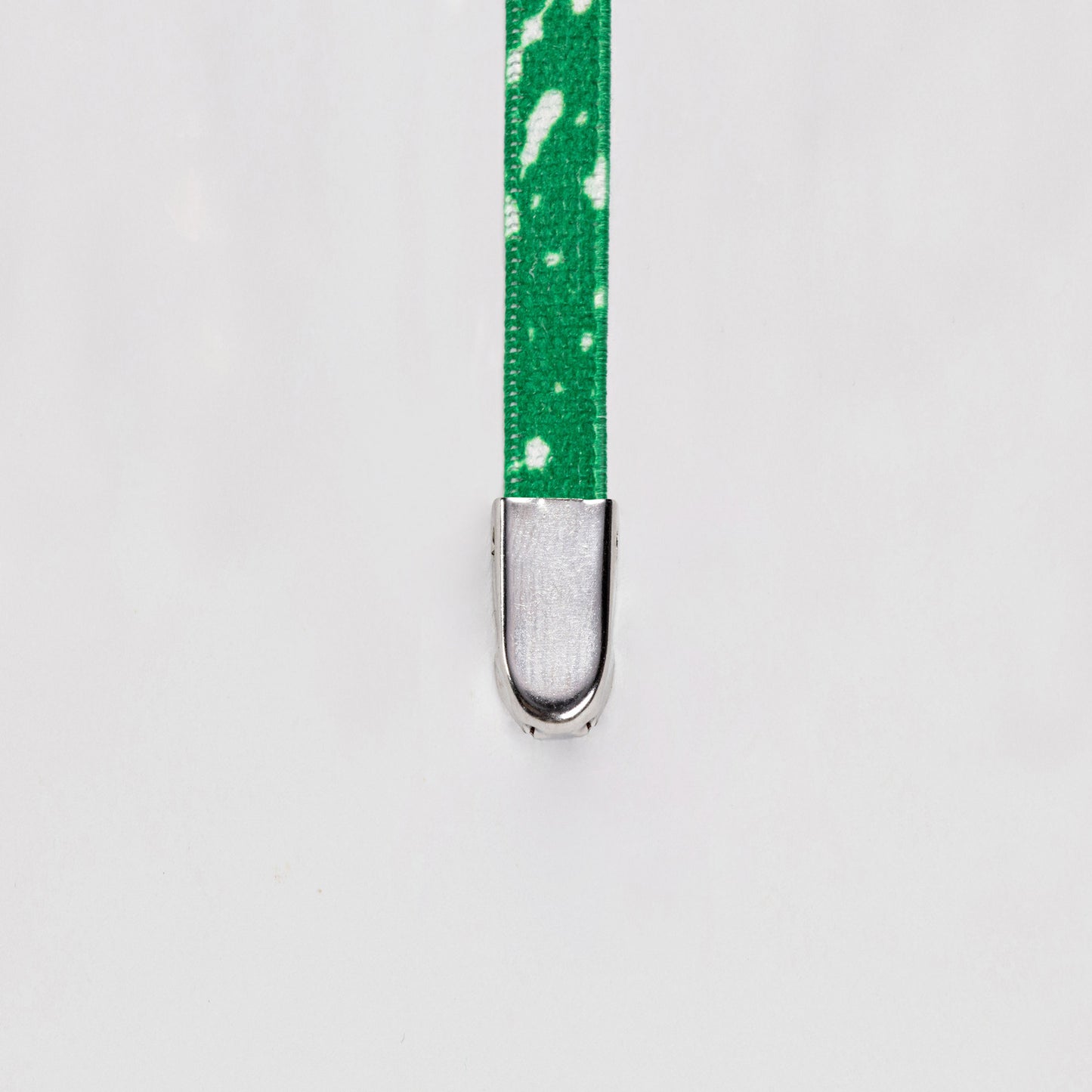 White Dash on Green